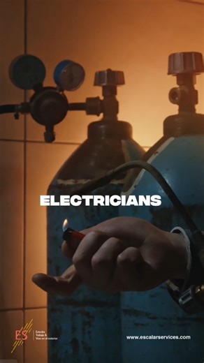 StudyWorkOverseas visa - EscalarServices | Your UK/Irish qualification is valuable. But in Australia, you need local credentials to unlock these salaries. The Reality ✅Entry-level... | Instagram