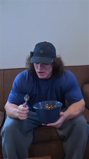 Sam Sulek announces his bulk #samsulek #samsulektalks #samsulekeffect | Walter Miller