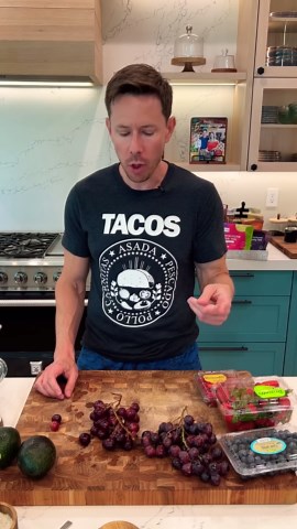 How To Clean Grapes For Better Health