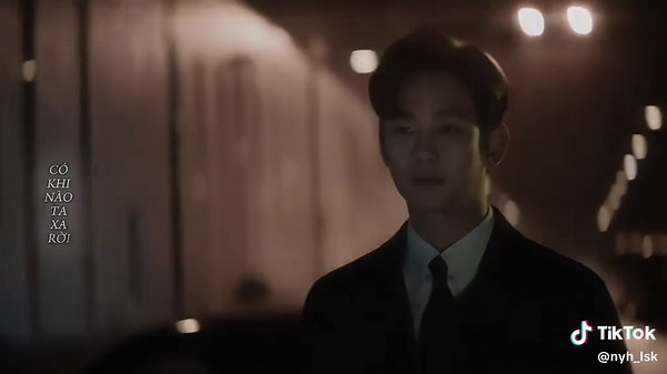 Baek Hyun Woo lái xe là thầnnn.#queenoftears