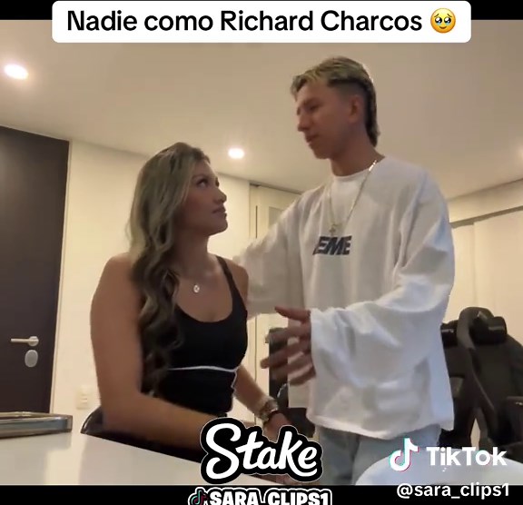 Humor con Richard Charcos: El Chanty Colombiano
