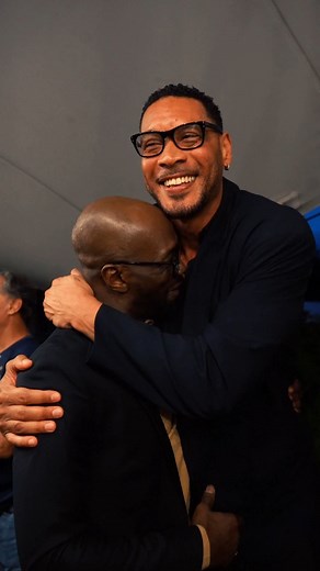 4.9K views · 1.2K reactions | @hoarauguillaume rejoint ses copains du @psg  merci au @nessbydocean pour l'accueil ❤️ bonne humeur, passion et partage ... RDV ce samedi au stade olympique pour le tournoi du @fan_club_psg_reunion  @buzzers974 | Fan club PSG la Réunion | Facebook