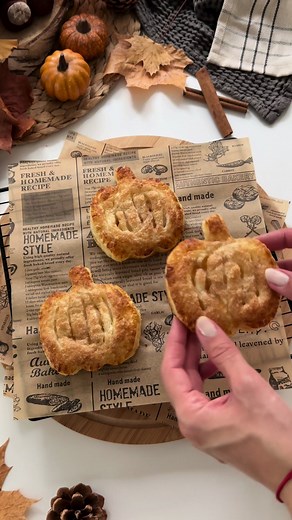 Easy Pumpkin Apple Hand Pies Recipe | Quick & Delicious Fall Treats
