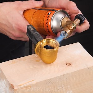 3.6M views · 9.4K reactions | Don’t throw away that broken plastic! Try these easy fix tips instead. | Everyday Life | Facebook