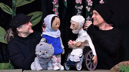 Puppet show based on tale ‘to get back to happiness’