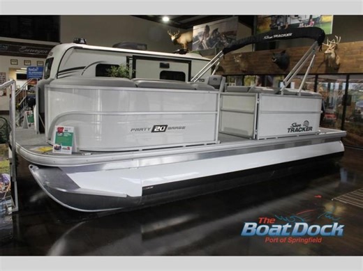 New 2026 Party Barge 20 DLX, 62711 Springfield - Boat Trader
