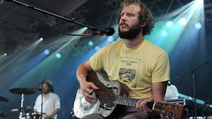How Bon Iver made a Platinum-selling record with two guitars and a single SM57 microphone