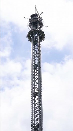 Highest freefall tower in Germany - Highlander at Hansa Park - 120m! 😰 #shorts #hansapark #freefall