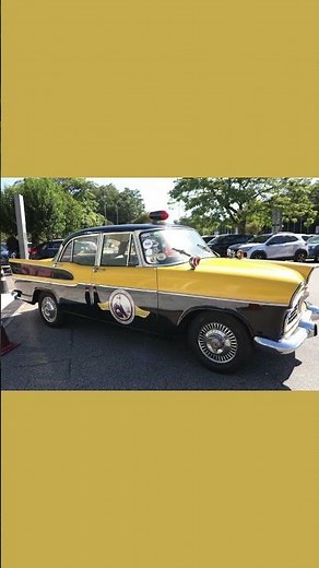 Simca Chambord – The elegant V8 that marked an era #chambord #simca #v8 #sedan #highwaypatrol