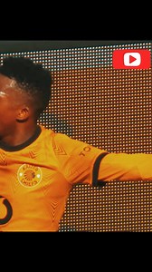 Mdu or Die in his bag! 🔥 Confidence on 100! 🎶 #MduOrDie #Amapiano #OnForm #SouthAfricanMusic #PianoToTheWorld #Reels #MzansiVibes | Soccer News With General