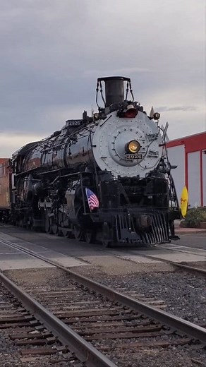 The biggest Northern (4-8-4) type locomotive ever built, and the largest operational rigid frame (not articulated) locomotive in the world. New Mexico Heritage Rail's former Atchison Topeka & Santa Fe on its way to the historic AT&SF shops in downtown Albuquerque, New Mexico #railway #railroad #STEAM #steamengine #steamlocomotive #history #locomotive #thatsteamguy #historicpreservation #operations #heavyequipment #heavymetal #heavymachinery #UnitedStates #train #trains #railway #railroad #trades