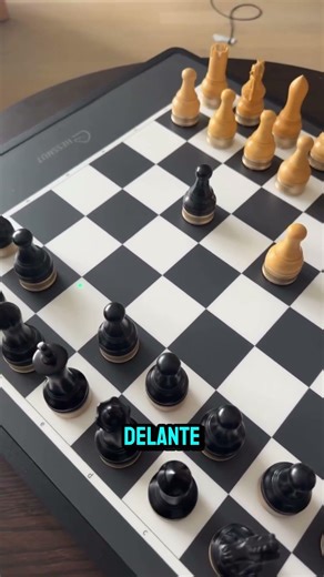 He tried to cheat on a smart chessboard… Big mistake 😳♟️