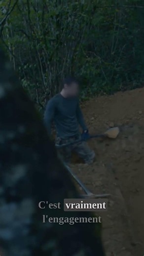 Soldiers in Enemy Territory: Building an Invisible Hideout