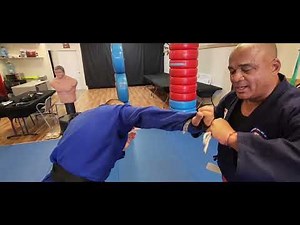 Jo -kuzure Kote Gaeshi, 2da técnica de Nuestro Estilo.