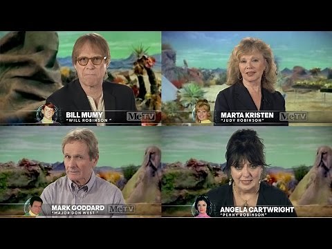 Lost in Space - Dr. Smith Impressions by the Cast - MeTV