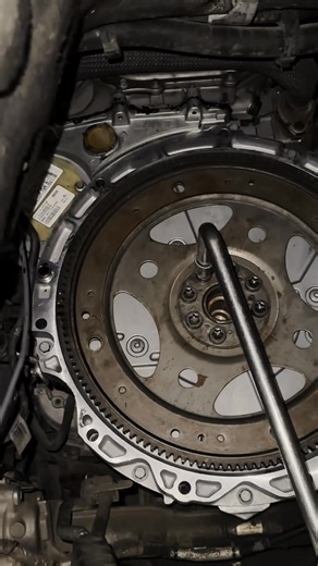 90K views · 1.7K reactions | How to fix oil leakage in the car | Jaguar XF main seal leak problem fix • #CarRepair • #DIYCarFix • #MechanicLife • #AutoRepair • #CarMaintenance • #JaguarXF • #JaguarRepair • #JaguarLife • #JLR • #JaguarProblems • #OilLeakFix • #RearMainSeal • #EngineRepair • #FixOilLeak • #TransmissionOut | Auto Fusion Auction | Facebook