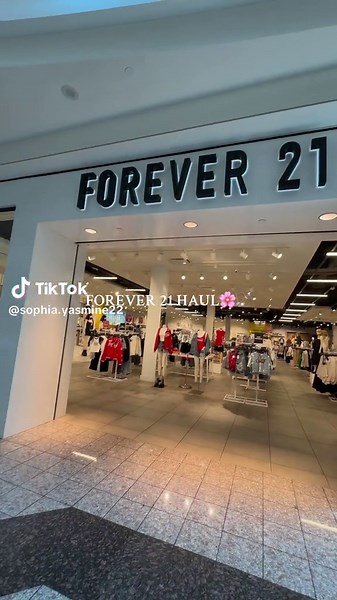 Best Forever 21 Outfits Haul: Shop with Me for Aesthetic Styles