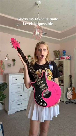 Guess My Favorite Band: Queen Fan Challenge