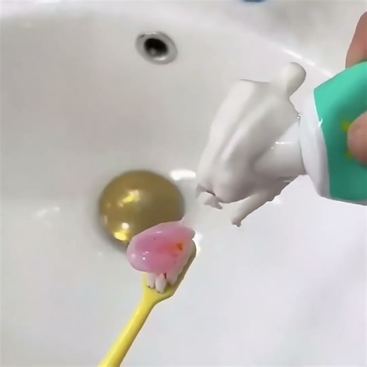 ▶️ 3D Printed Funny Toothpaste Dispenser Cap – This Changes Brushing Forever ( # 866 )