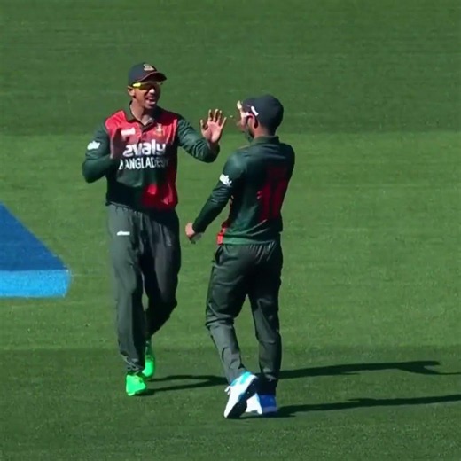 Taskin Ahmed Bowling .SWING + BOUNCE #trending #cricket #shortsfeedviral #taskinahmed #banvsnzlive