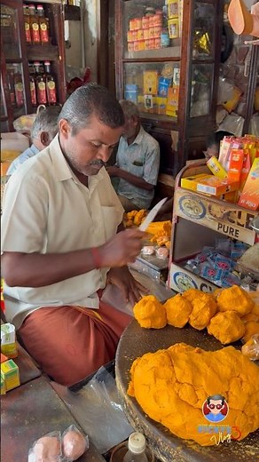 அடேங்கப்பா மீனாட்சி அம்மனுக்கு சந்தனம் இங்க இருந்து வருதா⁉️ Madurai Famous Malaikonar Santhanam