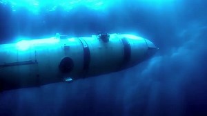 Underwater Submarine Close Sea Surface Air Stock Footage Video (100% Royalty-free) 1105853423 | Shutterstock