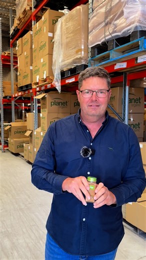 I’ve grabbed Leigh, our CEO, to spill the truth on our best-seller: Ceylon Cinnamon. 👉 Most supermarket cinnamon = Cassia (cheap, harsh, and high in coumarin). 👉 Ours = Organic Ceylon Cinnamon — the real deal. 🌱 Grown in Sri Lanka, where it’s native 🌱 Hand-packed fresh in Australia 🌱 Tested for heavy metals (yes, including lead) 🌱 ZERO fillers, additives or preservatives Time to upgrade your cinnamon. Your body (and tastebuds) will thank you. | Planet Organic