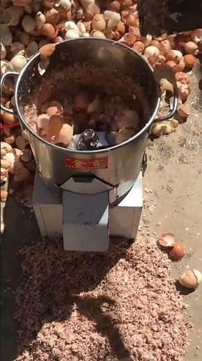 This is the process of grinding an egg shell using a special grinding tool.