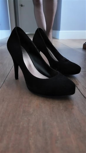Vintage Jessica Simpson heels and still my favorite #heels #shoes #suede