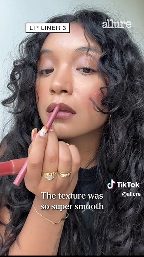 So what goes into the Allure Best of Beauty testing process? Tune in as Allure’s social media manager, Bianca Richards, perfects her lip combo with various lip liners, testing out an array of products to find top tier picks for her beauty stash ✨💄 Allure Best of Beauty 2024 is coming on September 26. See you on Allure! #AllureBestofBeauty#BestofBeauty#Makeuptutorial#Makeup#Lipliners#Lipcombo