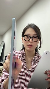 🤩 Á hậu Phương Nga đã unbox iPad Air M3 và iPad A16, còn bạn thì sao? ✨ Là người đảm nhiệm nhiều công việc một lúc, từ học hành cho đến tham gia các chương trình, sự kiện, iPad trở thành “người bạn” không thể thiếu của Á hậu Phương Nga. Á hậu Phương Nga đã sử dụng và so sánh nóng ngay 2 em iPad để khách iu có thể tham khảo lựa chọn. 💎 Giá chỉ từ hơn 8 triệu đồng 😍 Sẵn hàng. Giao ngay 🛒 Trả góp 0% chỉ từ 24k/ngày ---------------------------- Sở hữu em iPad Air M3 với ngàn ưu đãi hấp dẫn tại đ