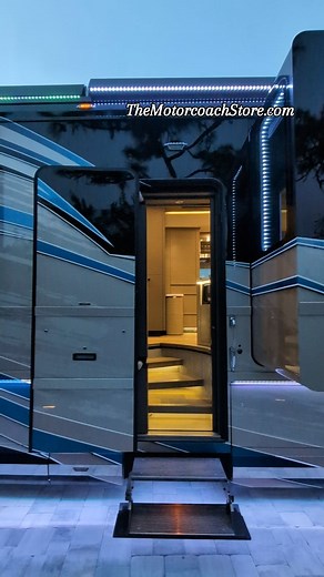 Custom 2023 Newell Coach #1749 available for $1,999,999 at @the_motorcoach_store 🏆🏁 | Rving with Andrew Steele