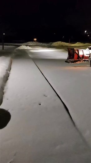 Snow shoveling PT 2, DIRT BIKE Edition! 6 #dirtbike #fyp #snow #winter #nosleep | Pro Snow Removal