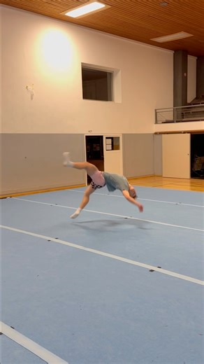 Real Life Ninja does One Legged Backflips 😱 #athlete #tricking