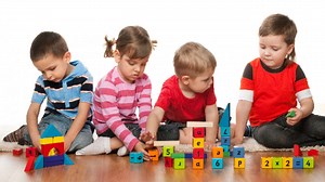 Atsem : quelles sont vraiment leurs missions ?