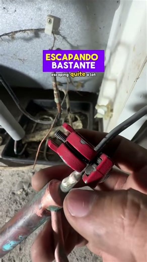 Qué pasa cuando el gas de tu refrigerador se queda antes del filtro ❄️⚠️ #reparacionesspartan