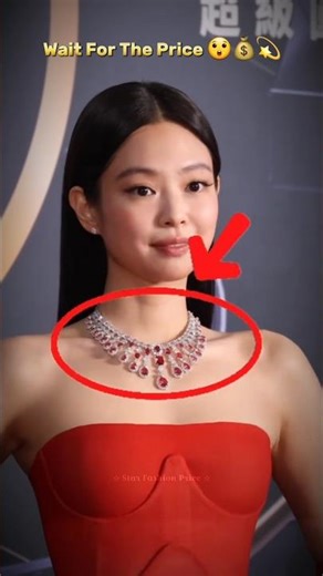 Jennie's insane necklace Price 😲 #jennie #blackpink #shorts