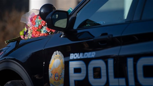 How many deaths have occurred at Skydive Chicago? Ottawa skydiving victim identified