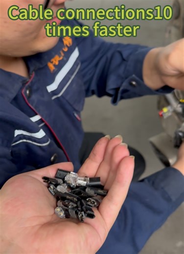 LAST PROMOTION Double-Wire Plug-in Connector With Locking Buckle Secure locking buckle design - Ensures stable connection, preventing accidental disconnection Double-wire core structure - Enhances conductivity and durability for long-term use Easy plug-in operation - Simple to install and remove without complicated tools Wide compatibility - Suitable for various electrical devices, appliances, and wiring scenarios√High-quality materials - Resistant to wear, corrosion, and heat for safe usage √Co