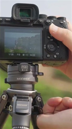 Best Compact Carbon Fiber Tripods for Professional Travel Photography and Vlogging Success