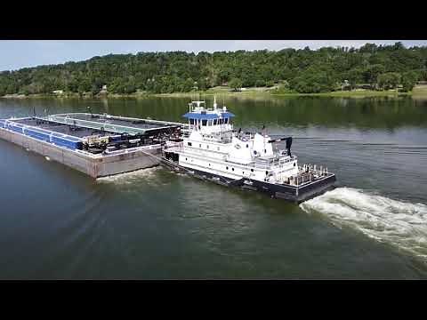 Towboats on the Ohio River - Three different tows
