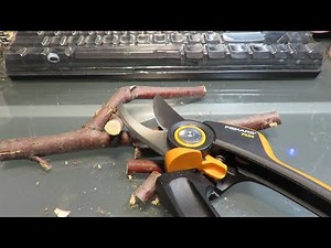 FISKARS PX94 [POWERGEAR X] : World Best Pruner?