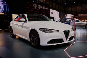 2017 Alfa Romeo Giulia’s regular trim levels revealed in Geneva: Live photos