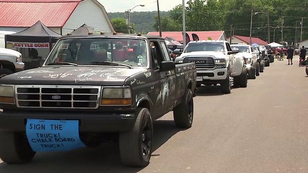 Custom truck enthusiasts take over Bloomsburg Fairgrounds for the 4-Wheel Jamboree Nationals