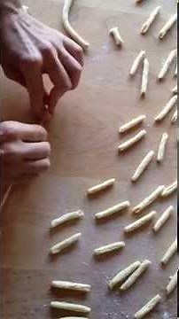 how to make tubetti (small tubes, handmade pasta)
