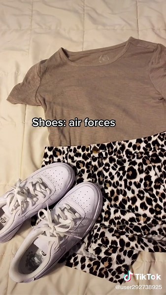 Stylish 7th Grade First Day Outfit Ideas