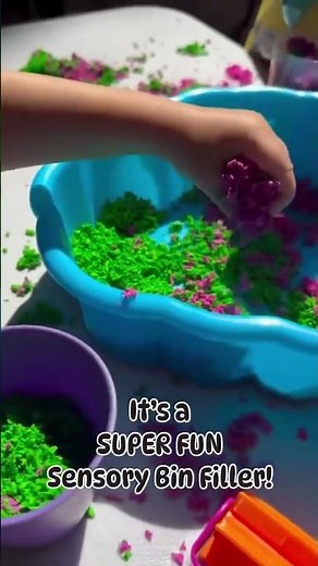 Playfoam Pluffle Sensory Station