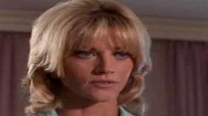 Watch Silk Stalkings Season 6 Episode 4 - When She Was Bad