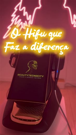 BEAUTYTECNOCITY®️Equipamentos e FORMAÇÃO on Instagram: "O HIFU 360 Max é um equipamento de estética avançada que combina 3 tecnologias poderosas num único sistema 🔥👇 ✨ HIFU (Ultrassom Focalizado de Alta Intensidade) — atua nas camadas mais profundas da pele, estimulando a produção natural de colagénio e promovendo lifting e firmeza visíveis. ✨ Radiofrequência (RF) — aquece a derme de forma controlada, reforçando a estrutura da pele e melhorando significativamente a textura, elasticidade e firm