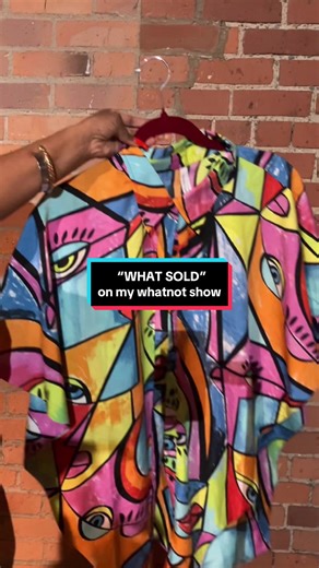 “WHATSOLD” on my last #whatnot show is: 💋vibrant abstract print top 💋1980s gem purple oversized sweater 💋1990s pelle pelle leather dress 💋abstract print cashmere poncho 💋Versace like chain belt 💋1980s pastel blazer Follow on whatnot: detroit_in_the_chat www.vintageloversonly.com #vintage #thrift #viral #estatesale